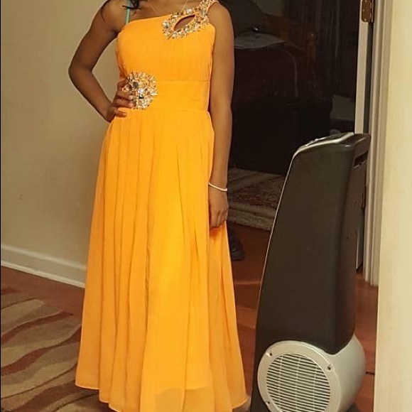 Prom Dress - Picture 2 of 2